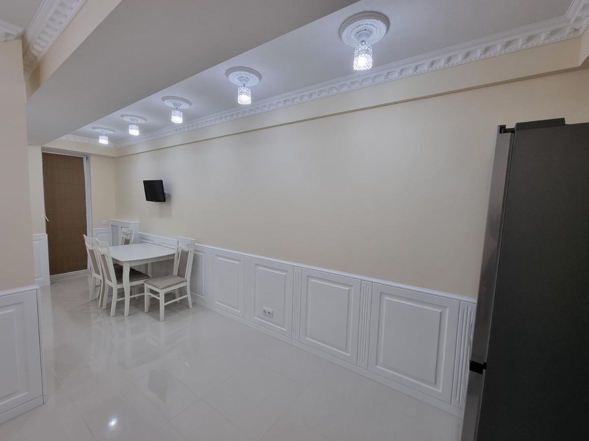 Tourist Grand Apartments Ultracentral คีชีเนา ภายนอก รูปภาพ