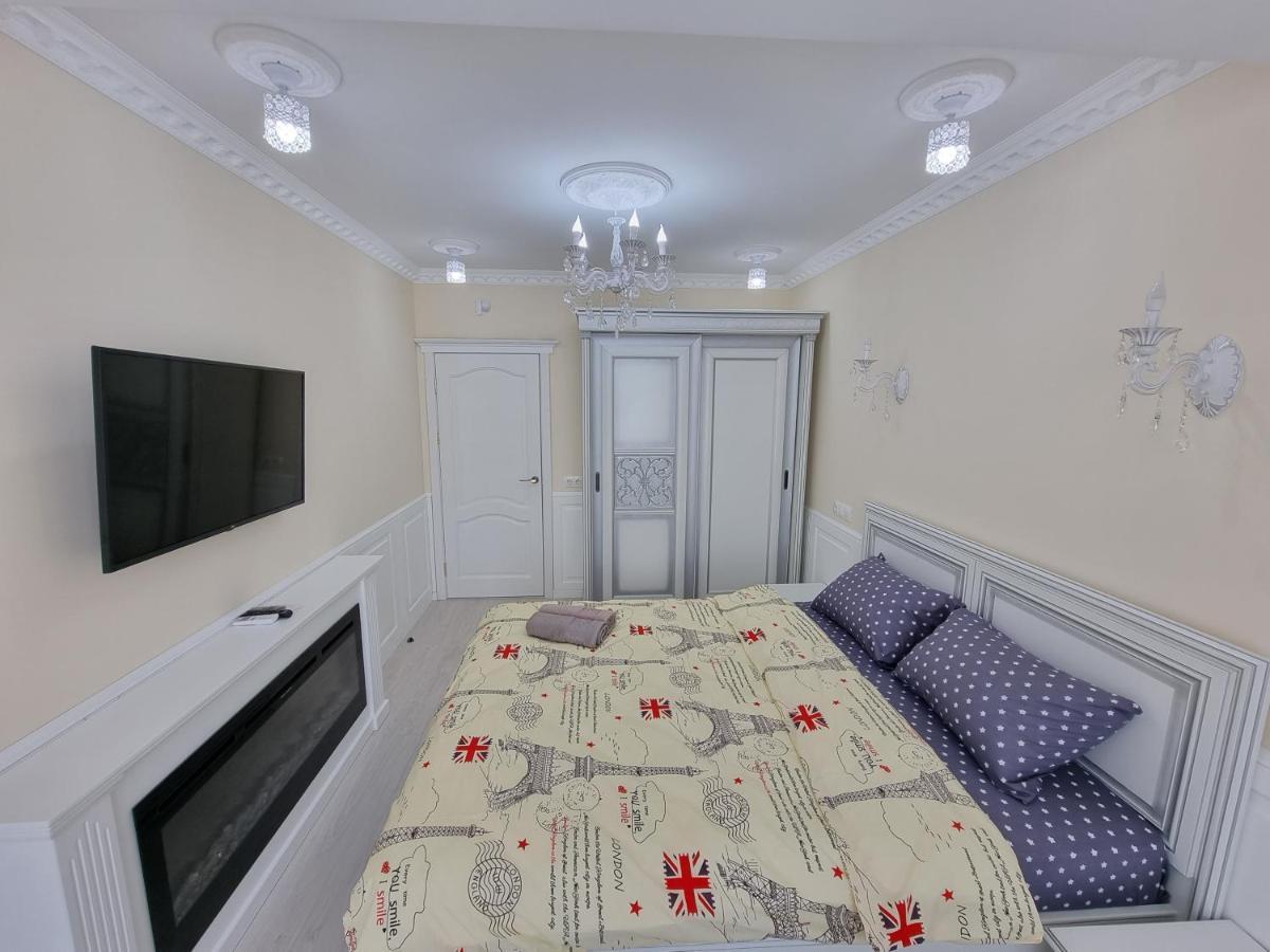 Tourist Grand Apartments Ultracentral คีชีเนา ภายนอก รูปภาพ