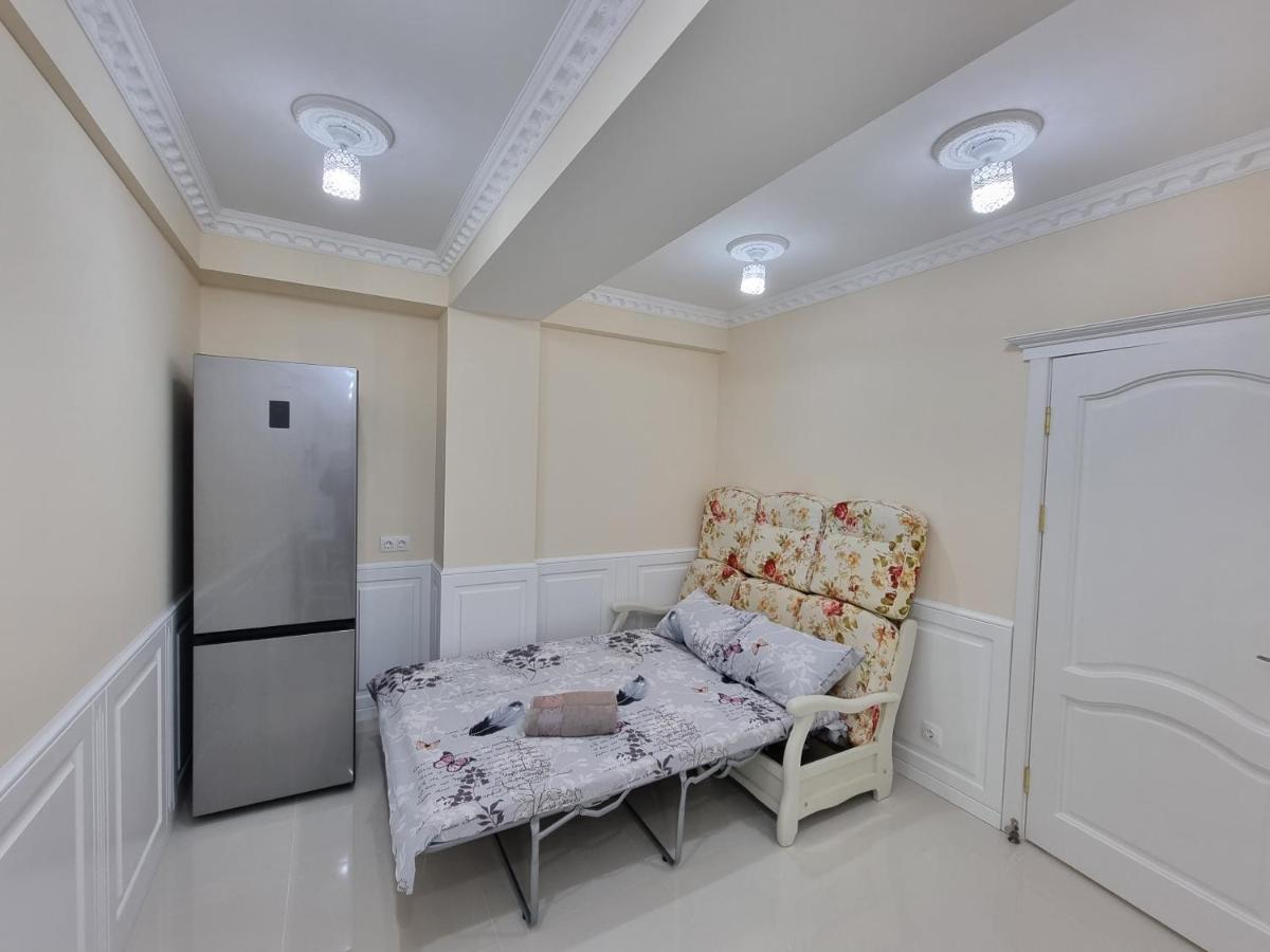 Tourist Grand Apartments Ultracentral คีชีเนา ภายนอก รูปภาพ
