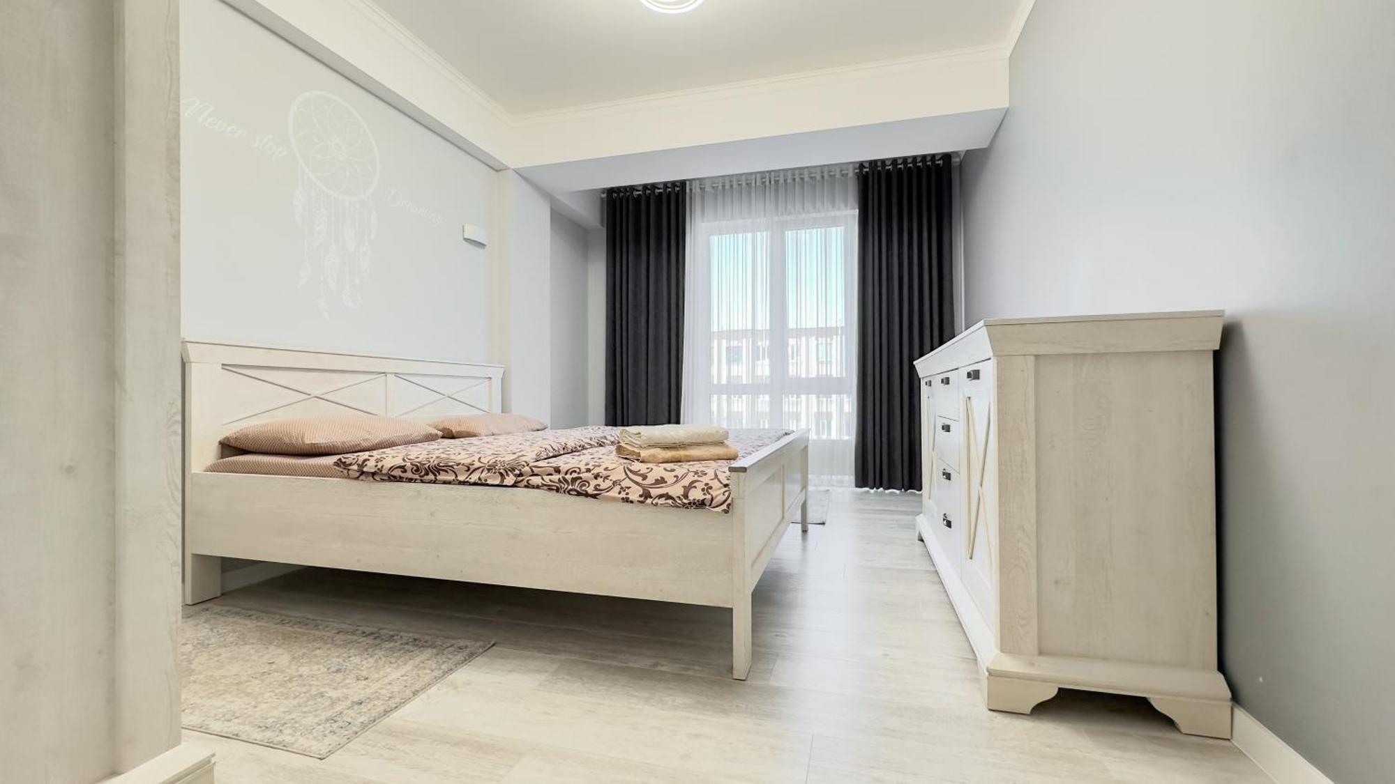 Tourist Grand Apartments Ultracentral คีชีเนา ภายนอก รูปภาพ